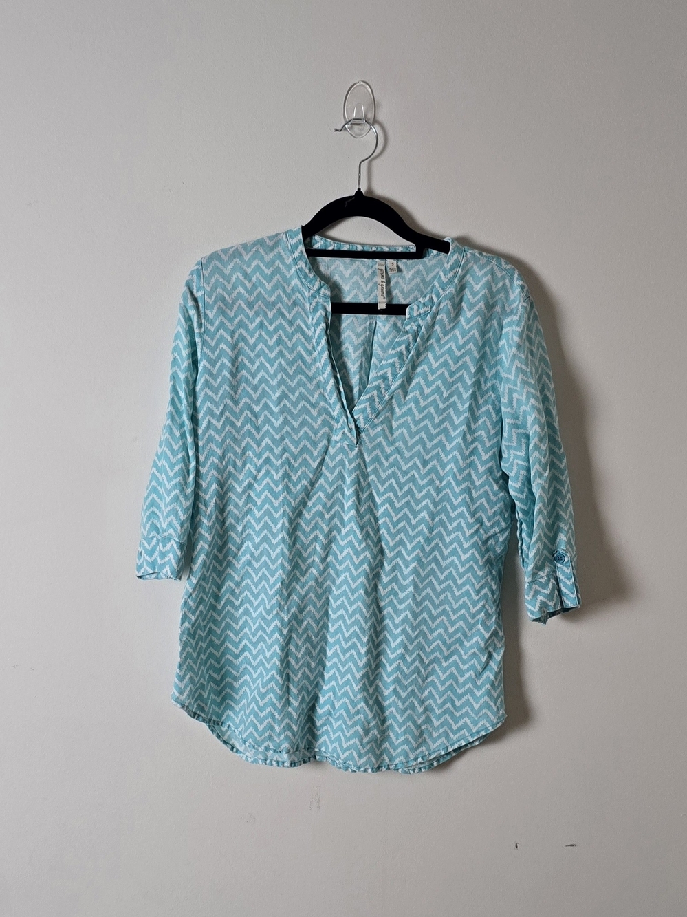 grand & greene Aqua Chevron Split-Neck Blouse Linen/Cotton Blend Breathable (S)
